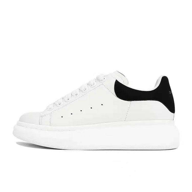 High Quality Mcqueen Little White Shoes 2022 New All-Match Women's Shoes Summer Thick Sole Inside Increase Mcqueen Board Shoes Women Spring And Autumn Item Picture