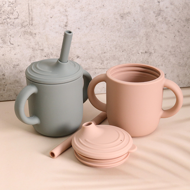 Amazon's new silicone children's baby learn to drink cup duckbill silicone straw cup baby water cup Specification drawing