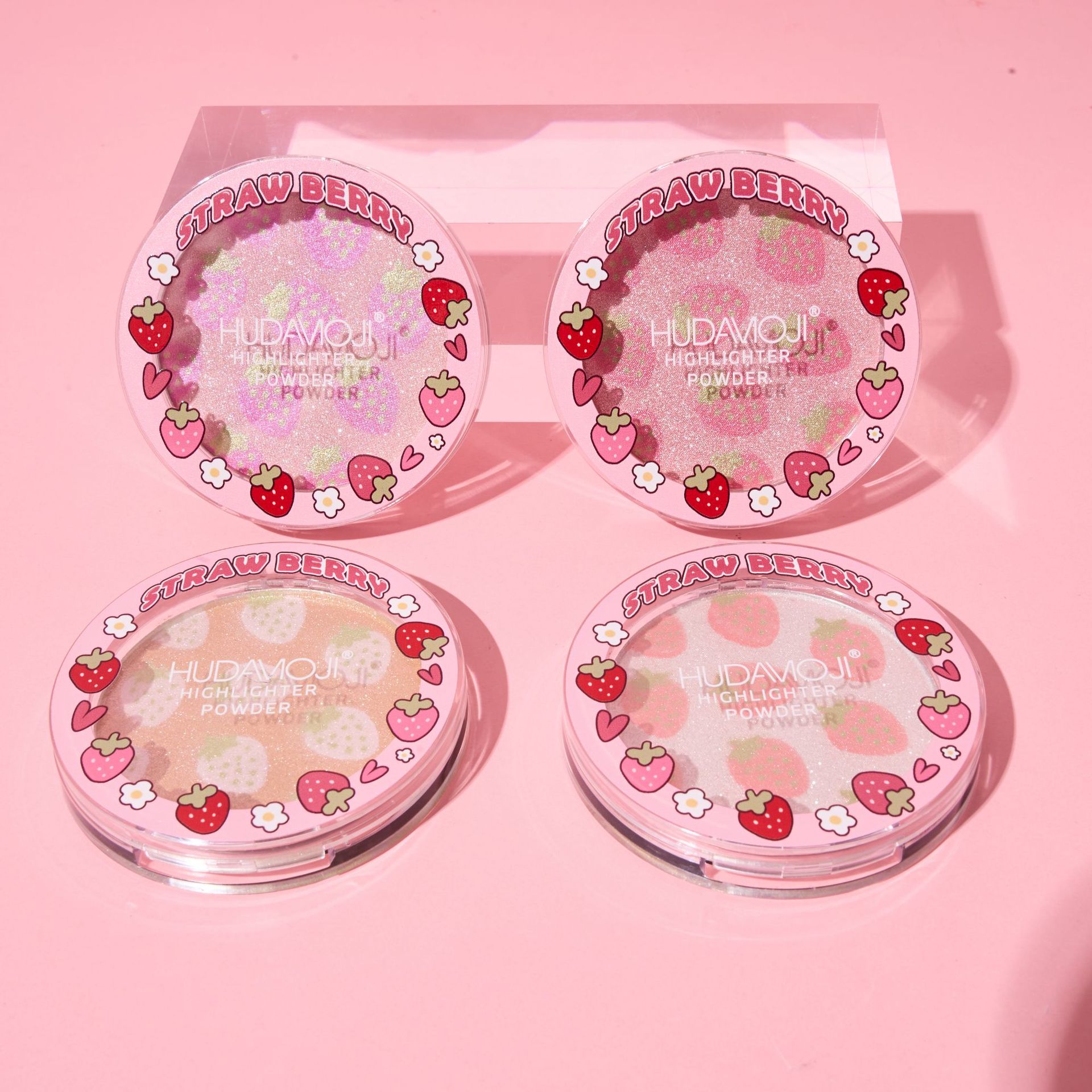 HUDAMOJI's new four-color strawberry high-gloss sparkling natural three-dimensional facial brightening cross-border makeup export wholesale Application Scenario