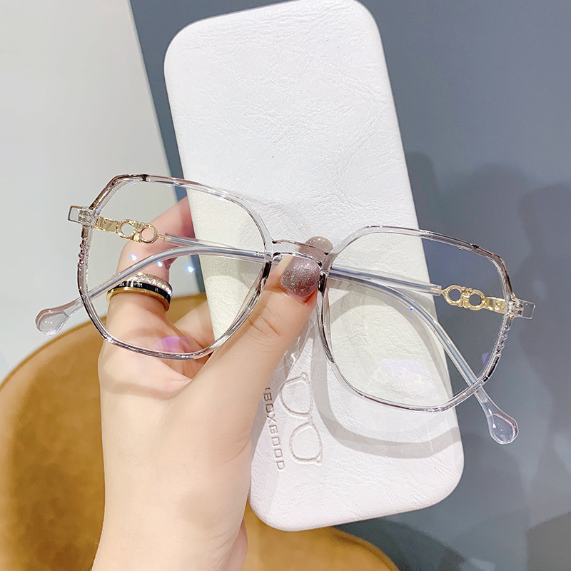 The 2022 new Xiaohongshu fashion TR90 anti-blue light glasses are suitable for girls without makeup. They can be paired with prescription glasses with flat light frames Specification image