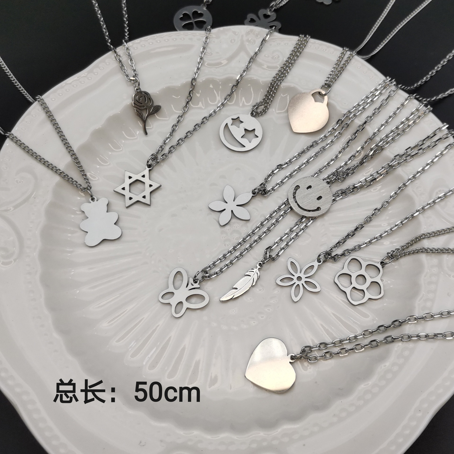 Clearance Wholesale Children Adult Necklace Simple Thin Chain Random Stainless Steel Love Pendant Chain Men's And Women's Accessories details Picture