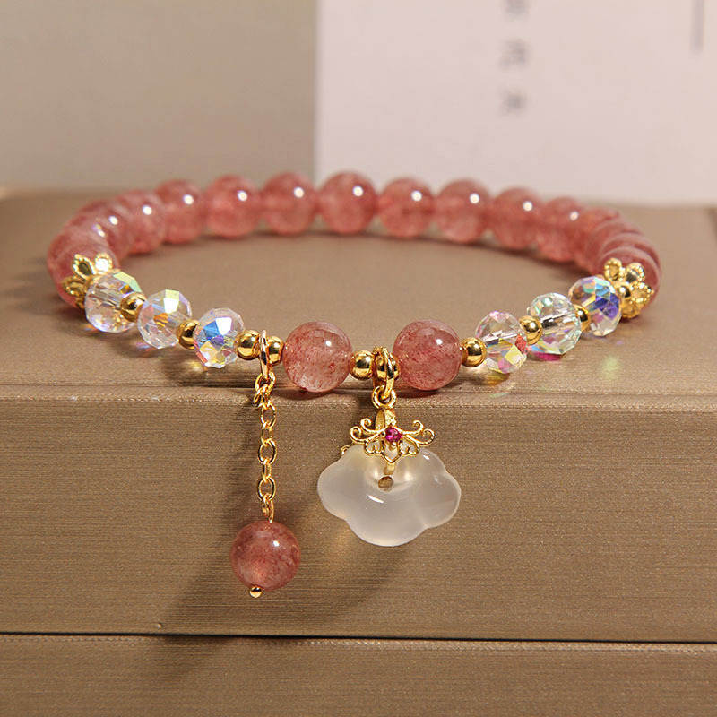 Brazalete de cristal de fresa natural para mujeres ins niche luz de lujo ágata blanca con colgante de xiangyun pincho de mano regalo de estudiante mejor amiga