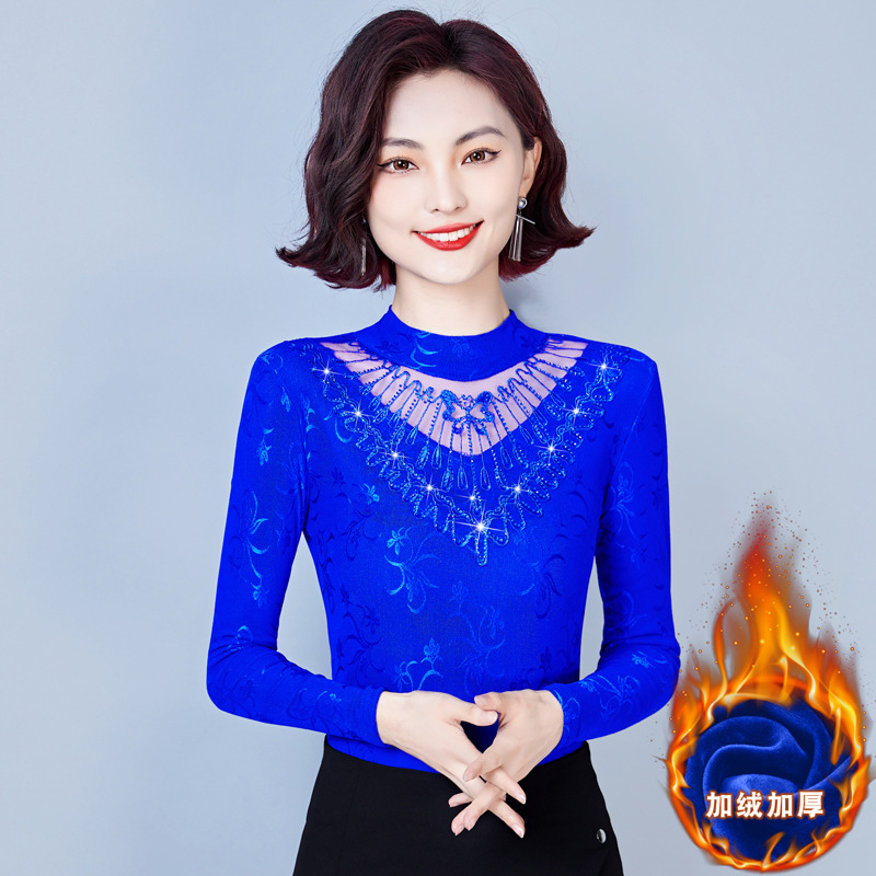 Real photos of the 2023 autumn/winter new long-sleeved fleece top for women, high-end European style mini shirt, stylish lace base layer shirt for women details Picture