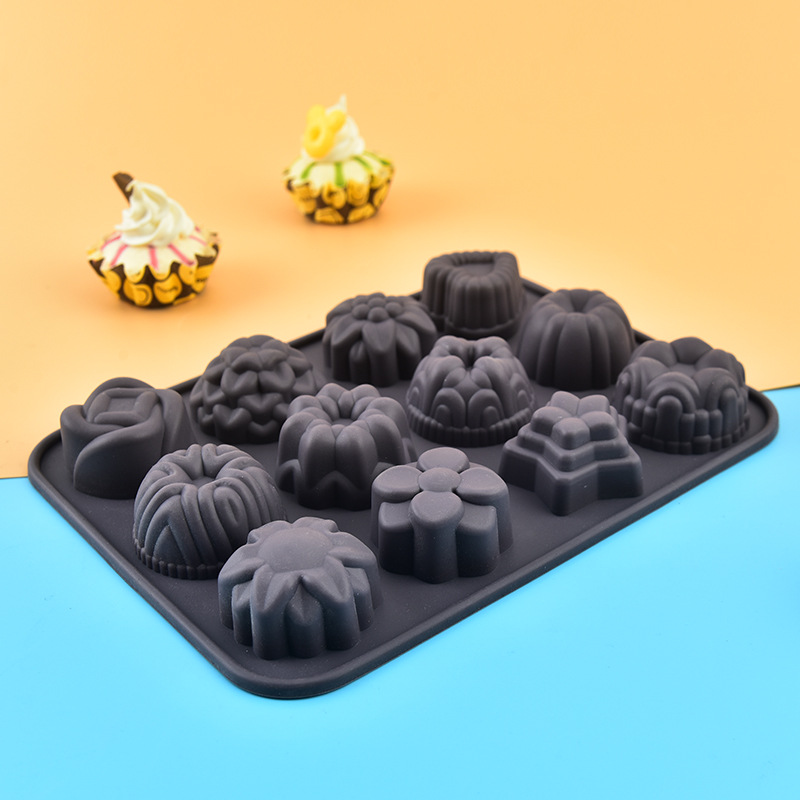 12 Squares Silicone Ice Cream Mold Soap Ice Cream Mold Cake Baking Mold Chocolate Pudding Jelly Mold Application Scenario