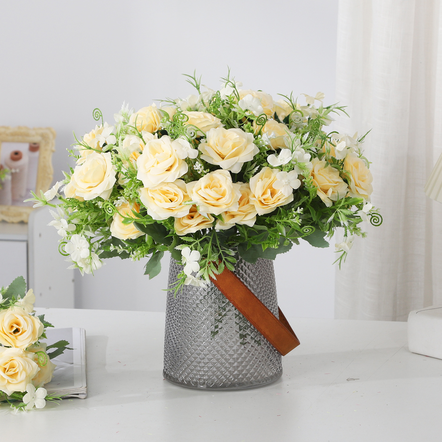 Silk Flower 5 Forks White Rose Fake Flower Simulation Flower Chibe Cape Rose Wedding Decoration Interior Decoration Simulation Bouquet
