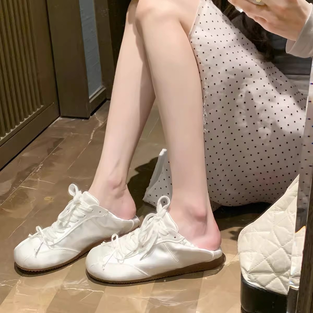Spot Sheepskin Version Grape Mother With Ballet Wind Round Head Satin Sports Shoes Bow Casual German Training Shoes Women details Picture