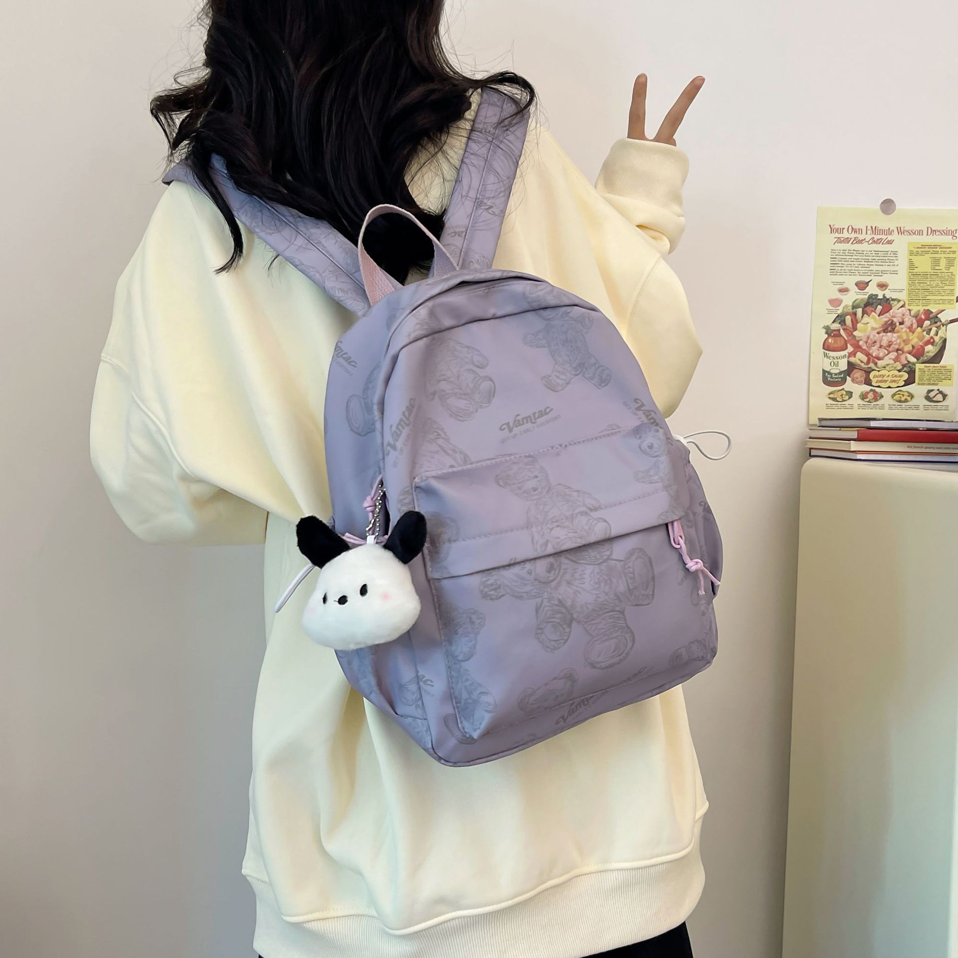 双肩背包实物图