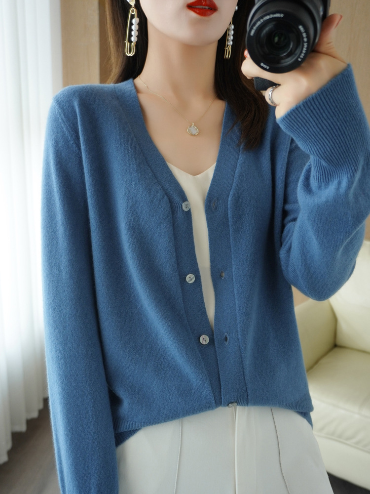 Solid-color wool cardigan, women's knitted base layer, V-neck autumn and winter 2021 new style, paired with sweater, women's shawl Specification image