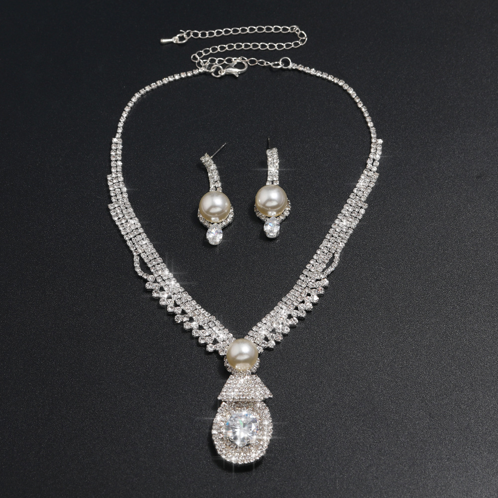 European and American zircon bride necklace earring set pearl pendant small design sense of the best clavicle chain full figure