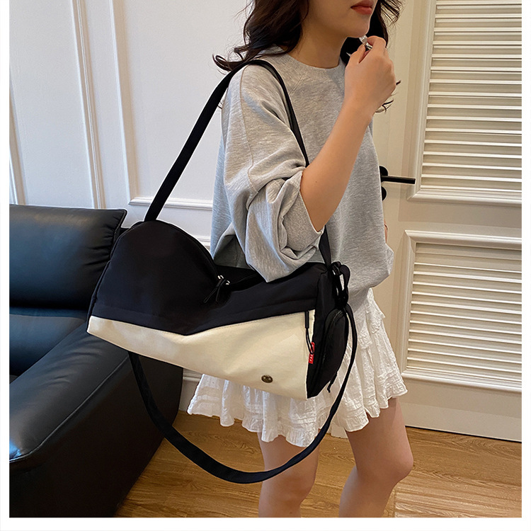 跨境韩版包包女2025新款防水尼龙包时尚新月包百搭轻便斜跨包详情32