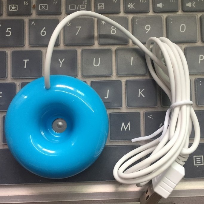 Usb Office Desktop Mini Humidifier Portable Air Purifier Creative Donut Humidifier Application Scenario