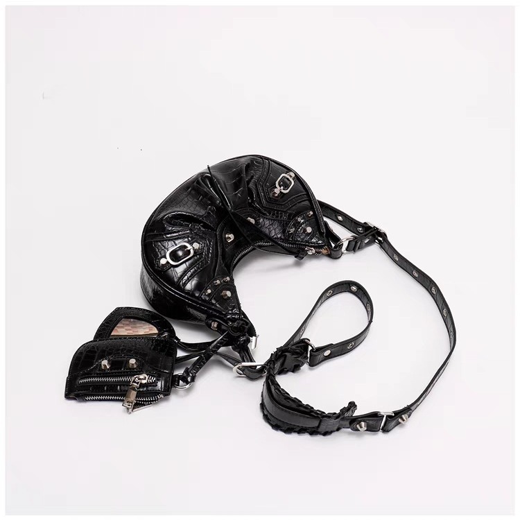 女包2025新款机车包腋下包辣妹包铆钉流苏三合一褶皱包单肩斜挎包详情图2