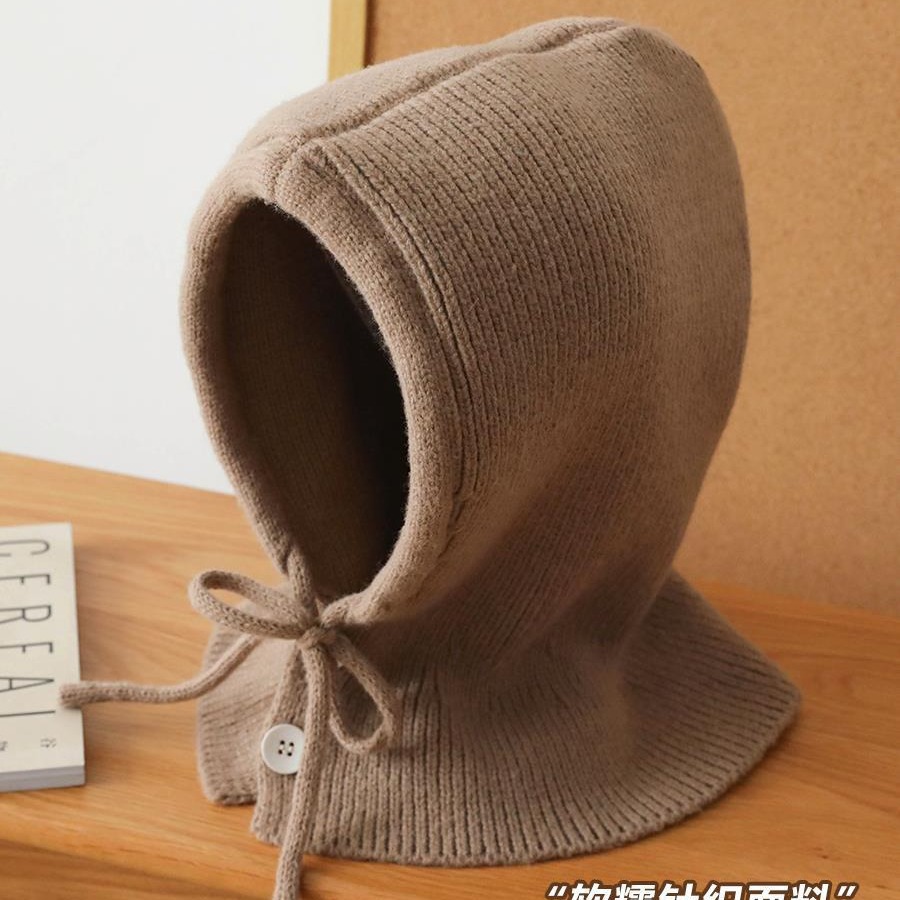 Solid Color Balaclava Girls Korean Knitted Earmuffs Winter Warm Shawl Bib Lei Feng Hat Application Scenario