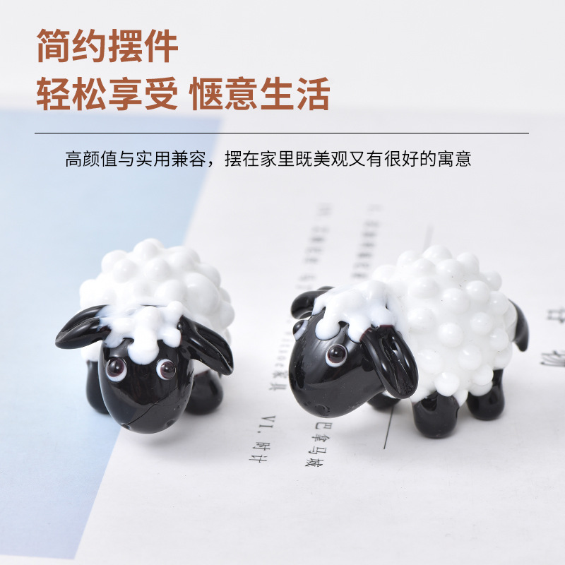 创意小绵羊动物摆饰可爱迷你山羊卡通摆件手工艺品桌面琉璃摆件产品图