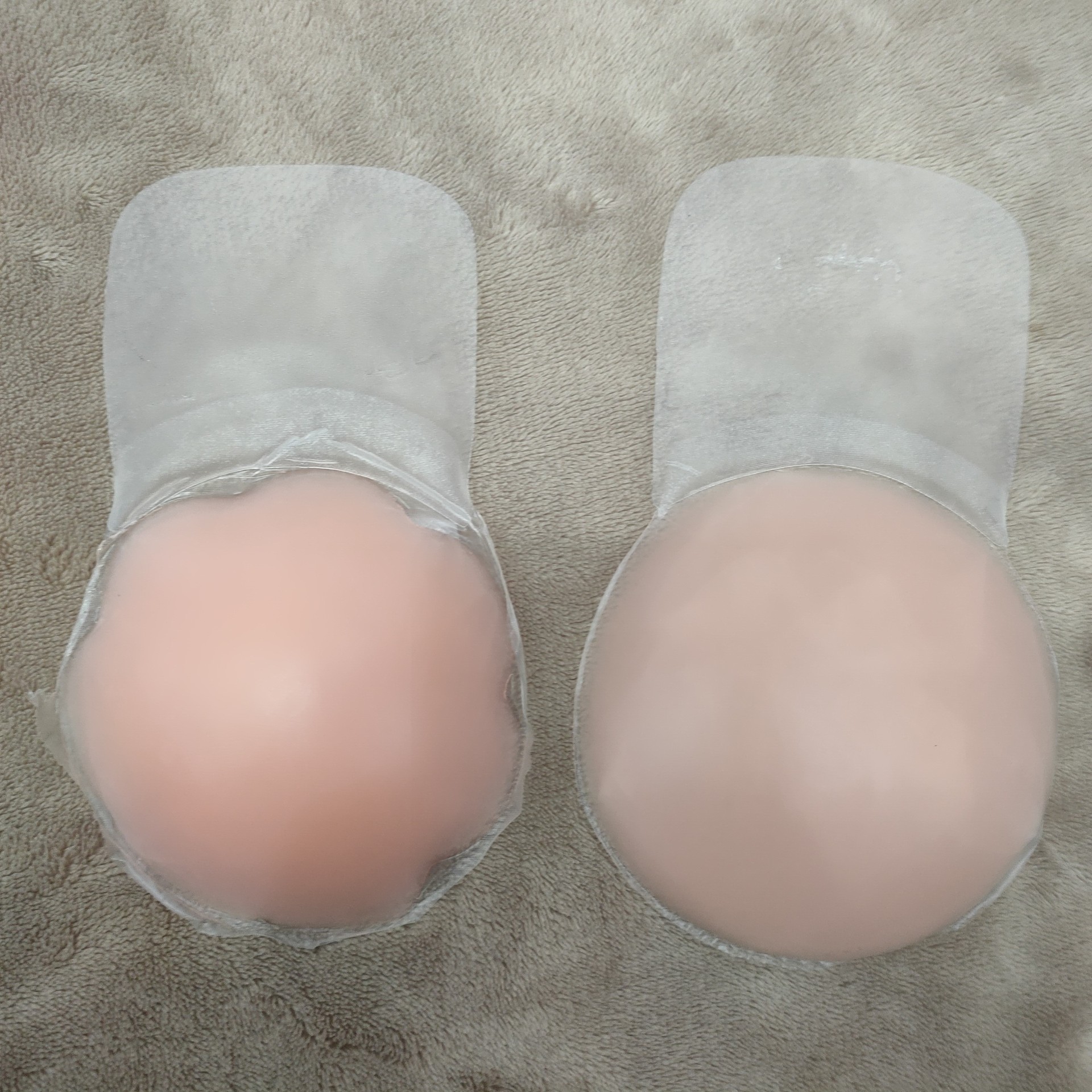 硅胶花形圆形提拉乳贴提胸贴防凸点防走光防下垂上托隐形提胸贴