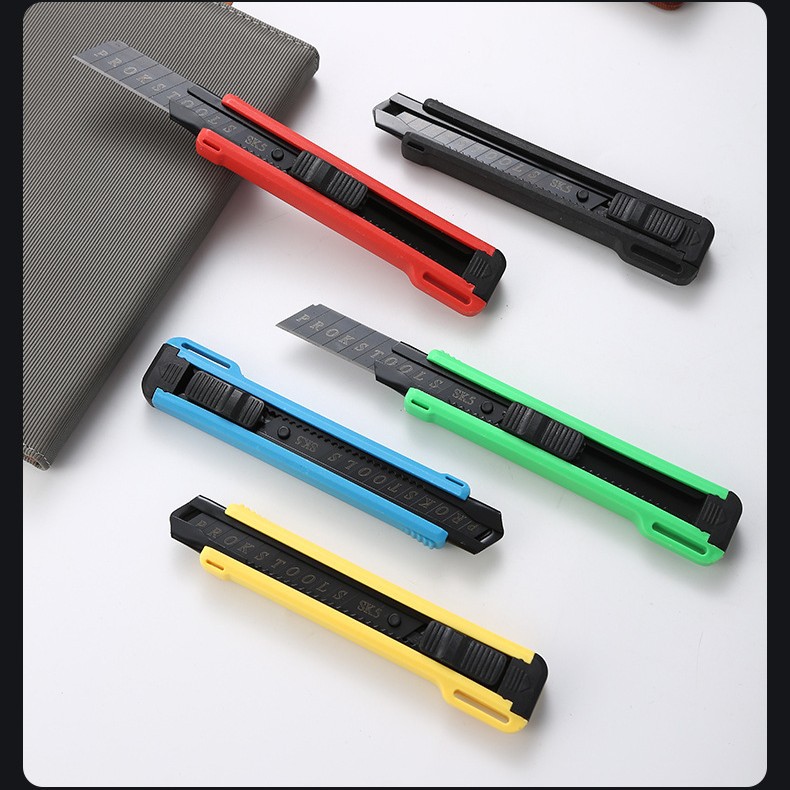 重型加厚大号美工刀多功能壁纸刀锋利耐用黑刃刀片墙纸裁纸刀切割
