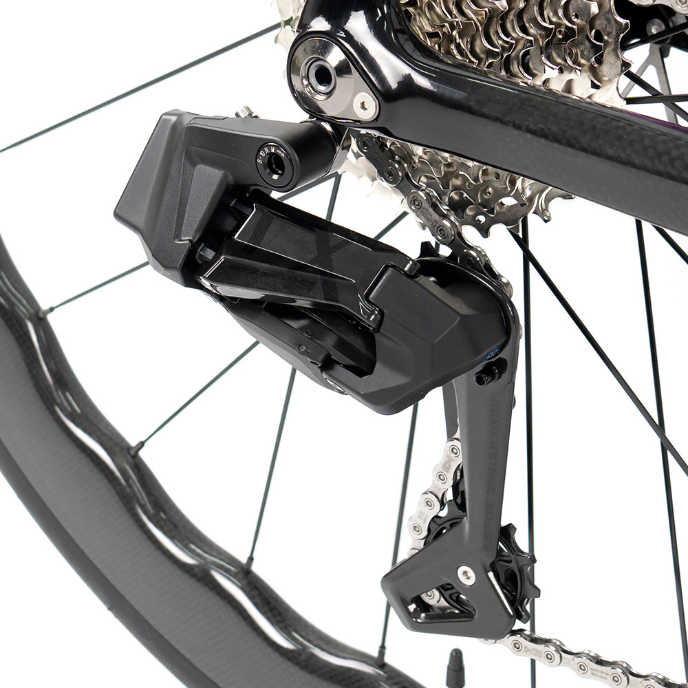Youdaoplaceholder0 Special Tornado Electric Transformation 3K Carbon Fiber Road Bike 60Mm Carbon Wheel Barrel Axle Disc Brake Carbon Fiber Handlebar Set Application Scenario