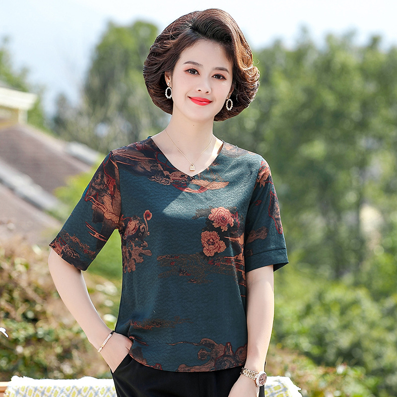 中年妈妈装夏装新款时尚休闲2022新款中老年女装夏季T恤短袖上衣