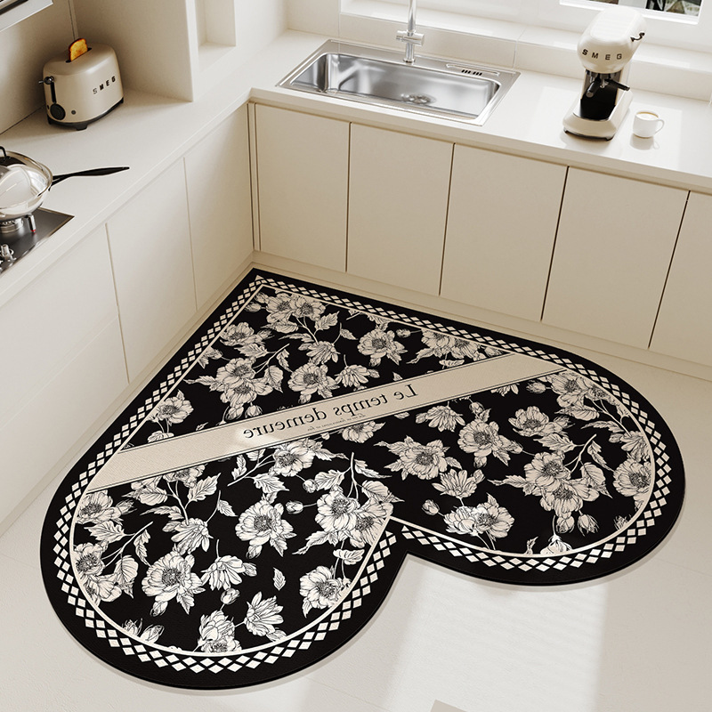 轻奢异形爱心厨房卫生间地垫 吸水速干软硅藻泥地垫 耐脏防滑脚垫