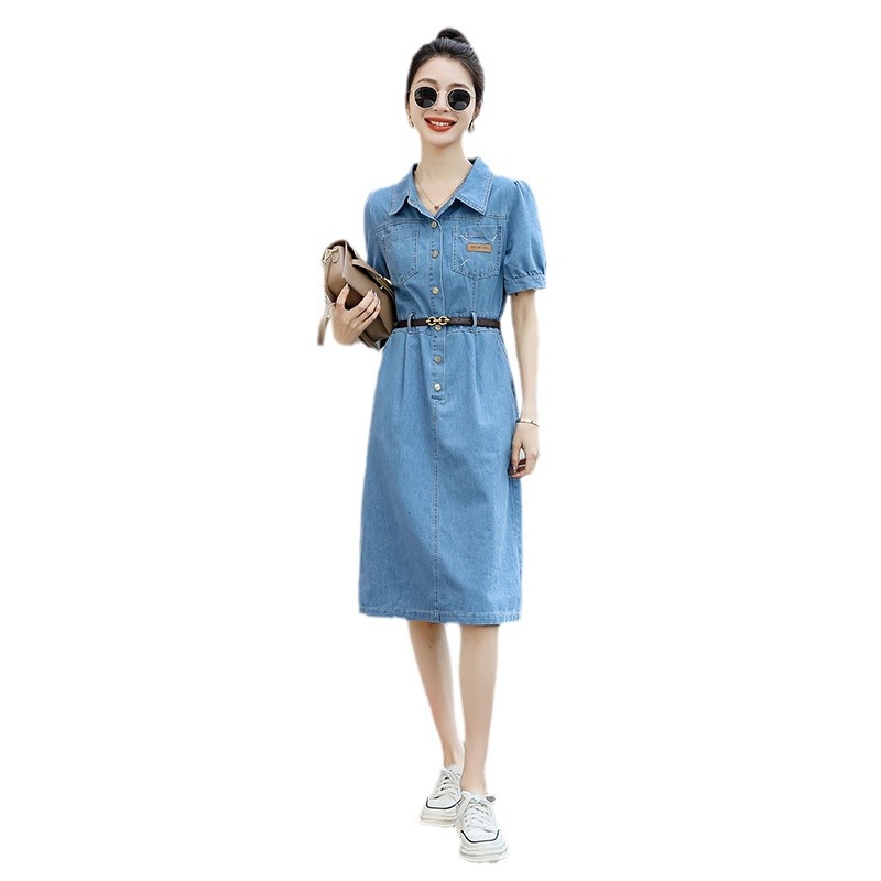 a new short-sleeved denim dress for women in summer 2024, a stylish mid-length A-line dress for petite women Item Picture