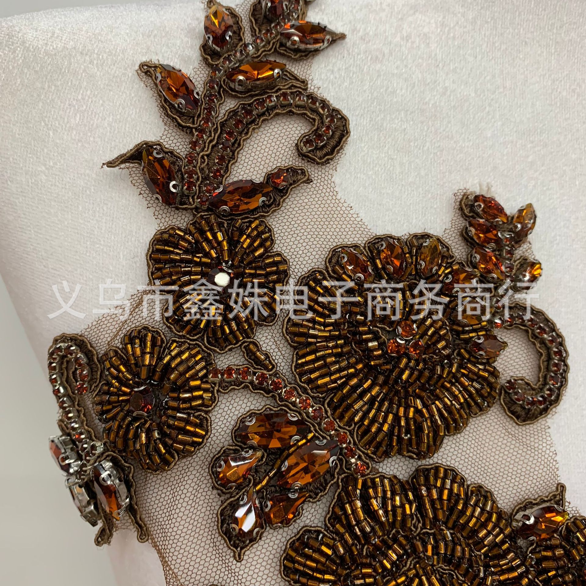 Coffee-colored heavy industry glass, hand-sewn with beaded and patterned DIY dress, skirt and clothing accessories Specification image