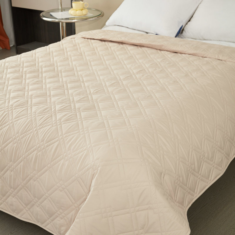 Foreign Trade Quilted Bed Cover Wholesale Anti-Slip And Anti-Run Four Seasons Sheet Pet Thickened Waterproof Bed Cover Mat Can Be Machine Washable Specification drawing
