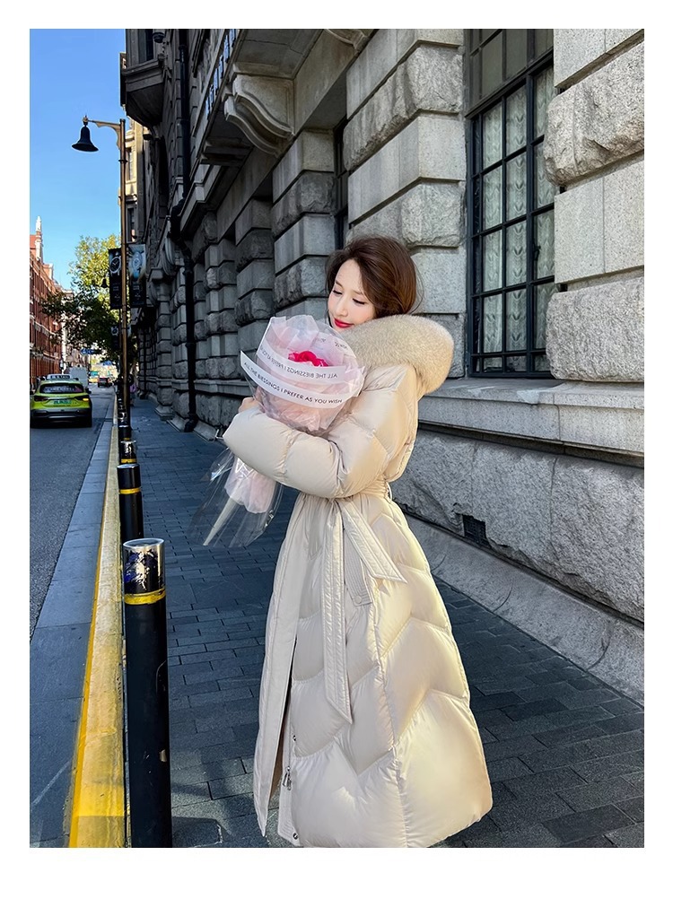 White goose down 2025 new style down jacket for women in winter, mid-length, slimming and form-fitting, fox fur collar, high-end thickened coat pic 13