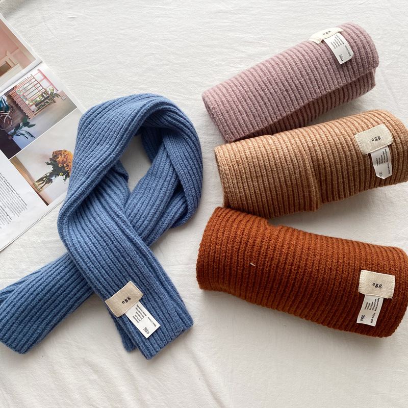 South Korea Egg Designer Small Macaron Candy Solid Color Cross Wool Fashion Style Ins Tide Knitted Scarf Application Scenario