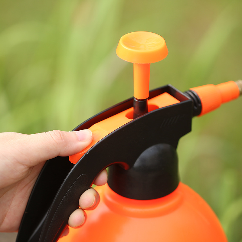 3L large-capacity handheld pneumatic spray bottle, gardening and garden potted plant watering tool, disinfection spray bottle, thickened spray bottle details Picture