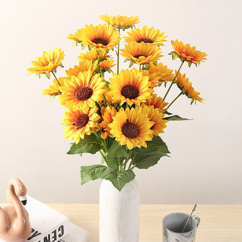 Factory wholesale three-head sunflower simulation flower bouquets, simulation green plant artificial flowers, New Year decorative flower arrangements and ornaments