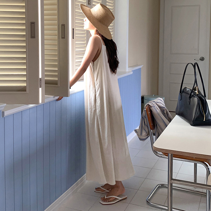 Verano 2024 nuevo estilo halter vestido largo medio nicho coreano ins simple casual sin mangas camiseta falda details Picture