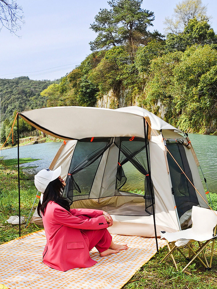 Outdoor 3-4 people beach thickened rainproof 2-person camping fully automatic double-person camping quick-opening four-sided tent Application Scenario
