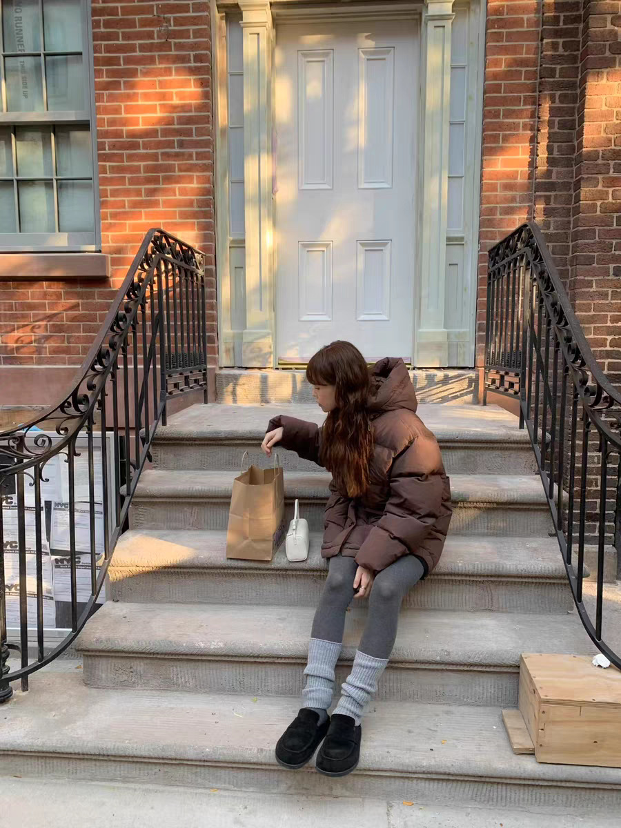 In stock 2025 winter new Dongdaemun, South Korea solid color simple casual hooded mid-length 90 duck down down jacket for women pic 26