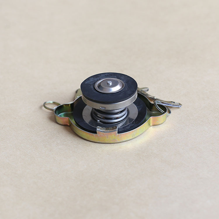 Car Tank Cover Car Radiator Cover Adjustable Tank Cover Universal Tank Cover Stainless Steel Tank Cover Application Scenario