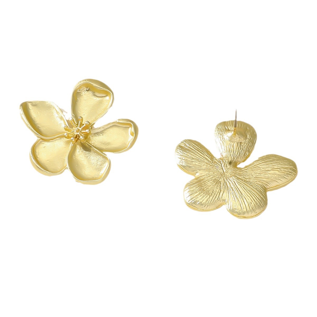 Europe And The United States Cross-Border Fashion Metal Texture Three-Dimensional Ginkgo Flower Earrings Temperament With A Variety Of Niche Fashion Accessories Item Picture