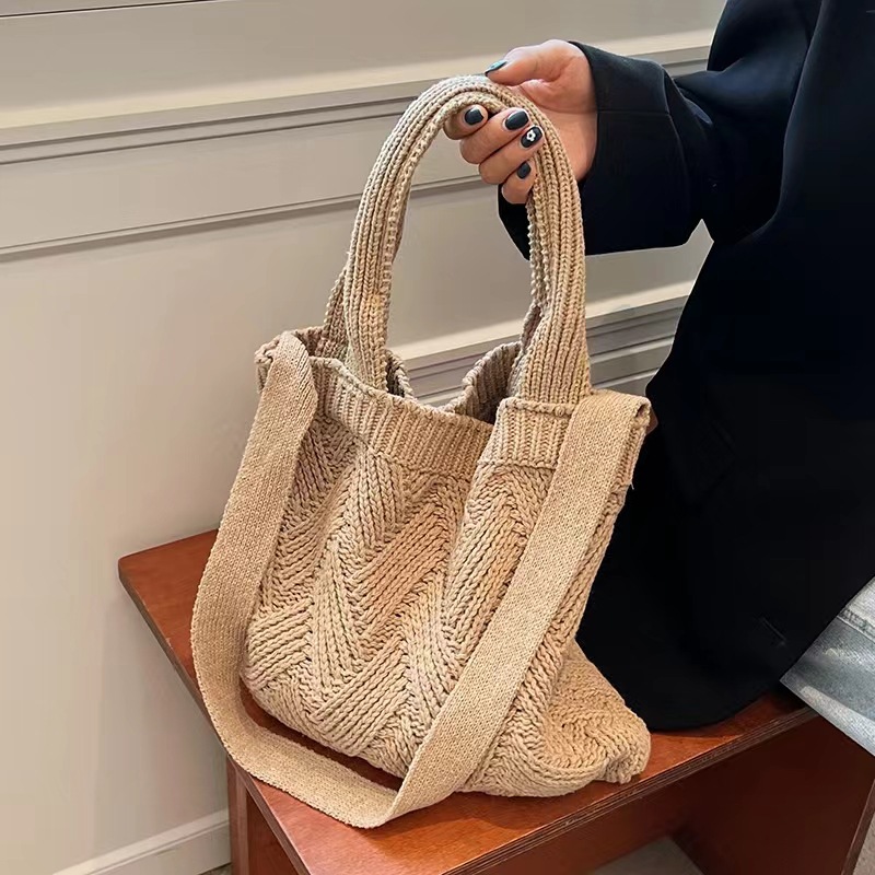 2022 New Knitted Bag Cross-Border Bag Vintage Women's Bag Crossbody Bag Braid Bag Tote Bag Trend details Picture