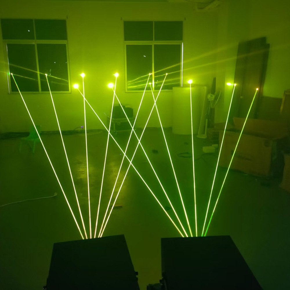 Outdoor high-power full-color waterproof 30W laser light stage bar wedding pattern animation Northern lights laser light Specification drawing