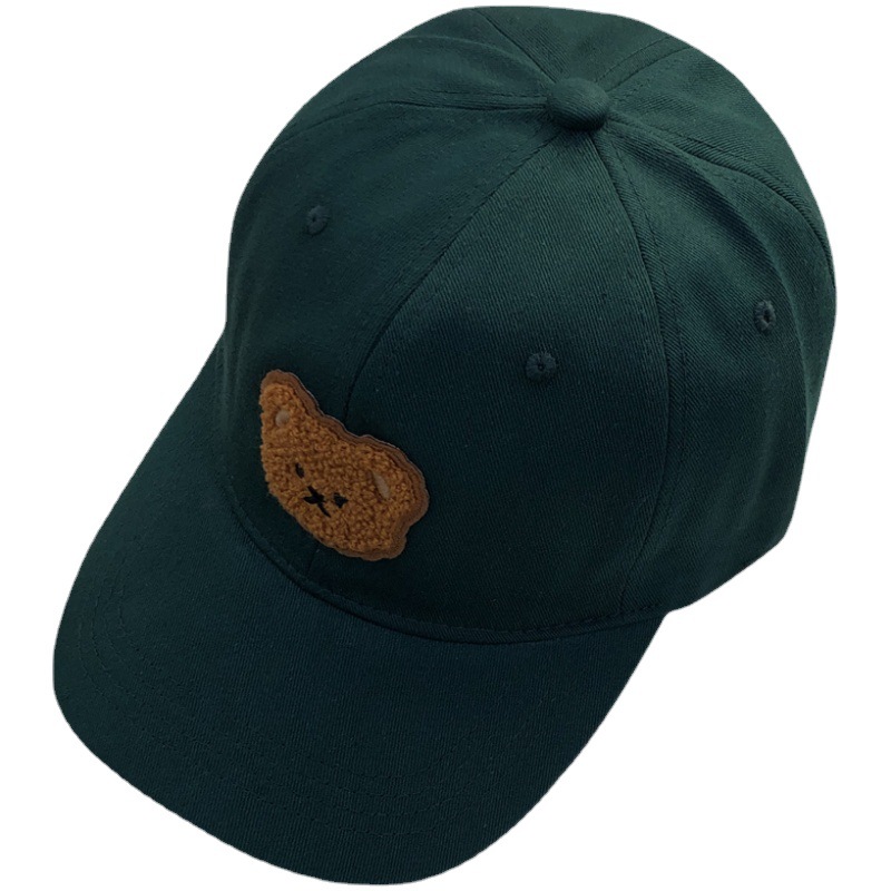 Dark green bear baseball cap for girls, cute Japanese-style student face show, small sun protection and shade cap with a curved brim Item Picture