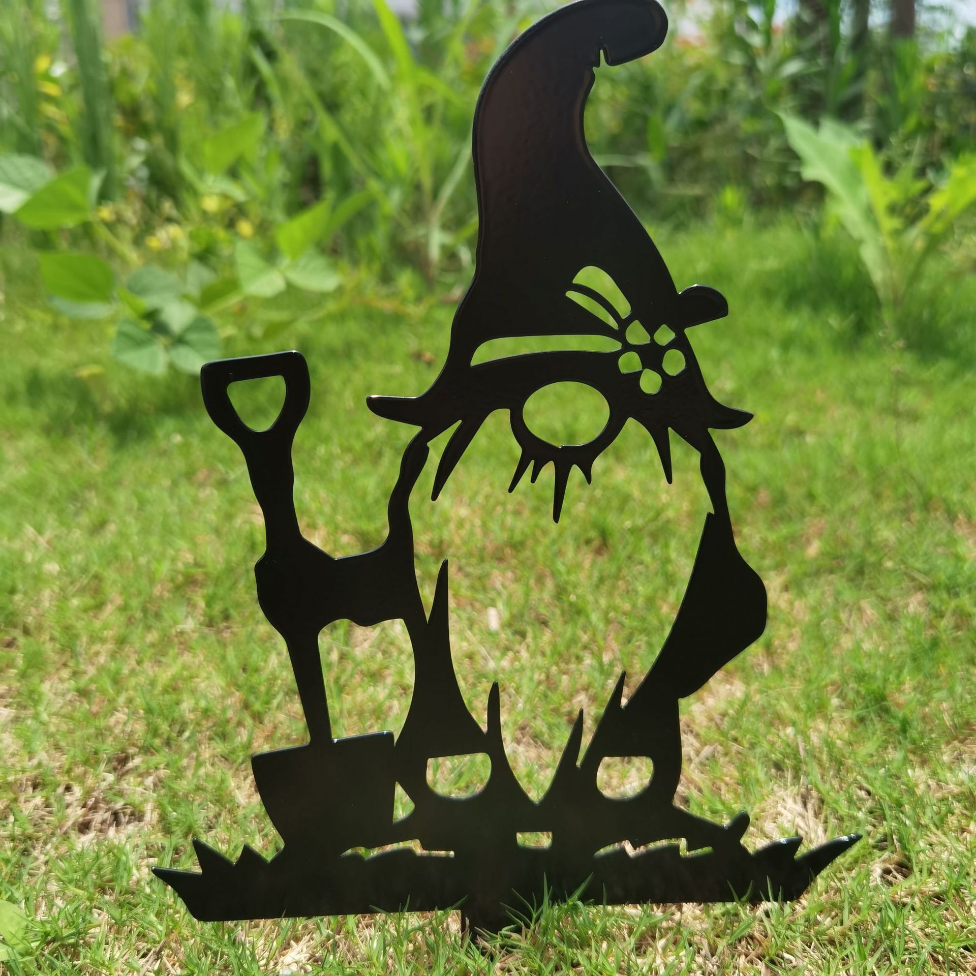 Cross border Santa Claus garden decoration plug-in Creative grab butterfly shape iron dwarf garden decoration ground insert details Picture
