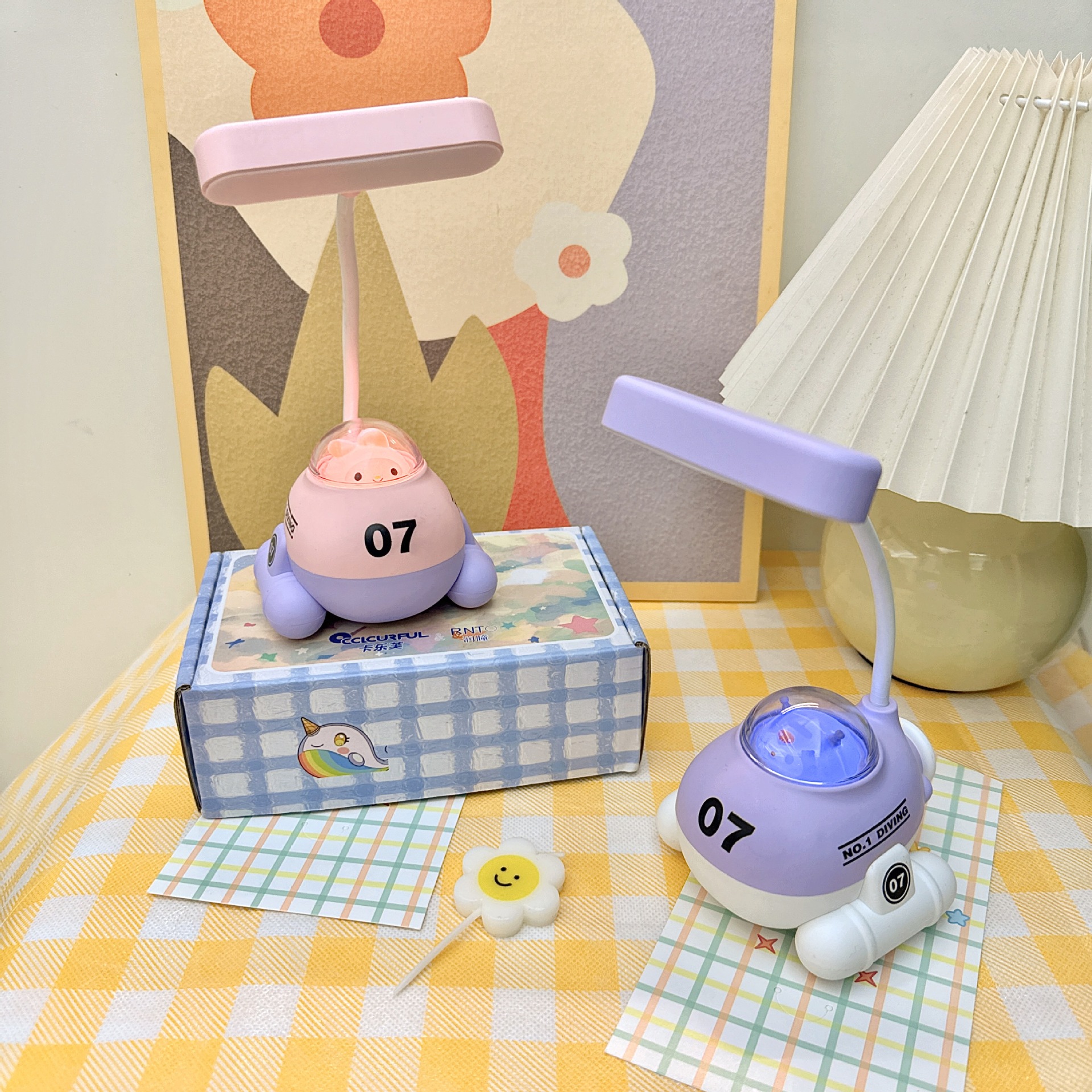 Cross-border cartoon submarine pencil sharpener LED eye-protecting USB charging student and children's desk and bedside cute little desk lamp Specification image
