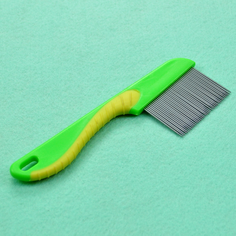 Pet comb, long needle, dense teeth, flea comb, colorful plastic grooming comb, pet stainless steel needle Application Scenario