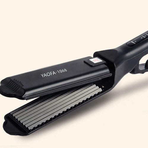 卷发器、直发器实物图