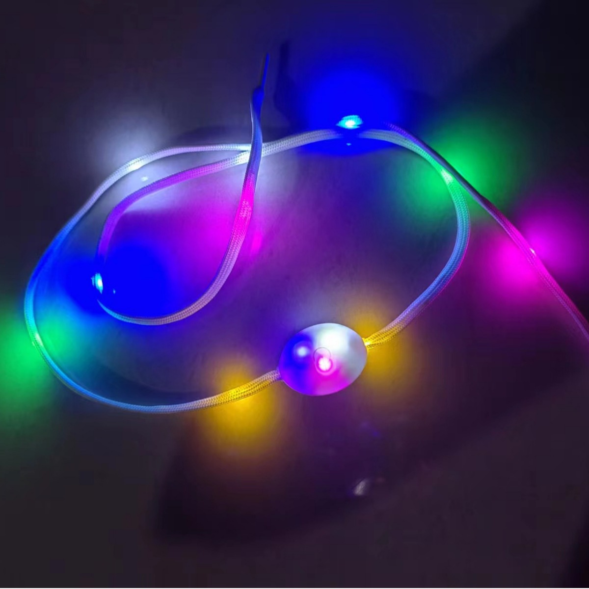 植物大战僵尸/耳朵会动的帽子/汽车摆件玩具/发声玩具/魔法棒亮灯细节图