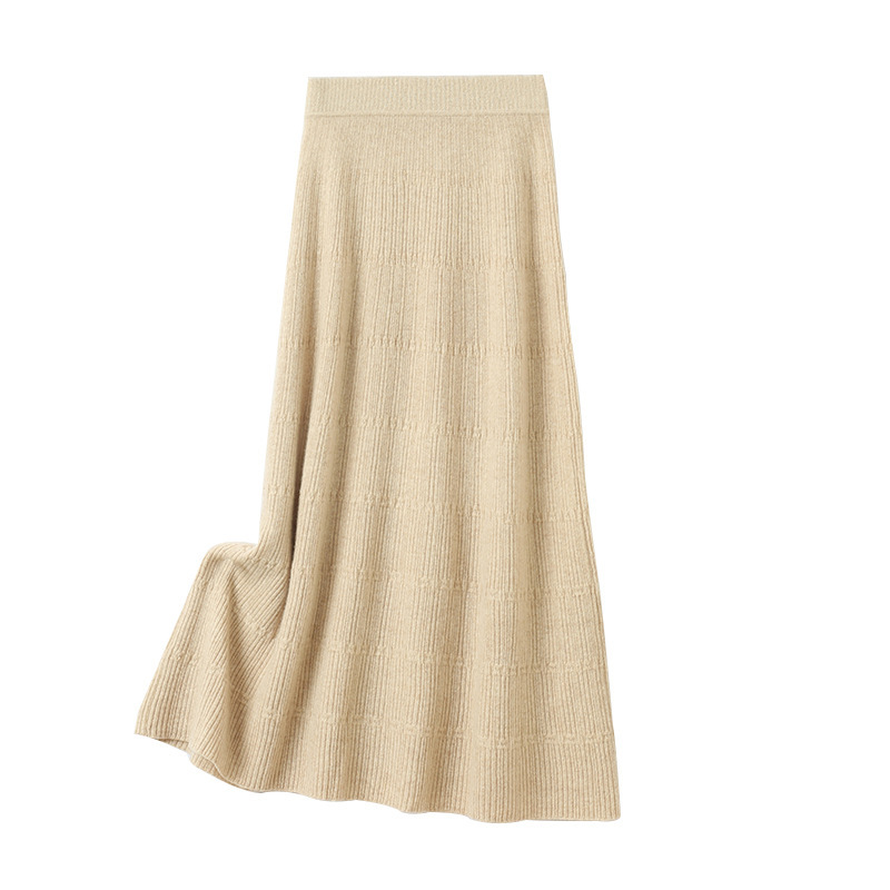 This is a new high-waisted, fashionable and casual Korean style knitted skirt for women in autumn and winter Item Picture
