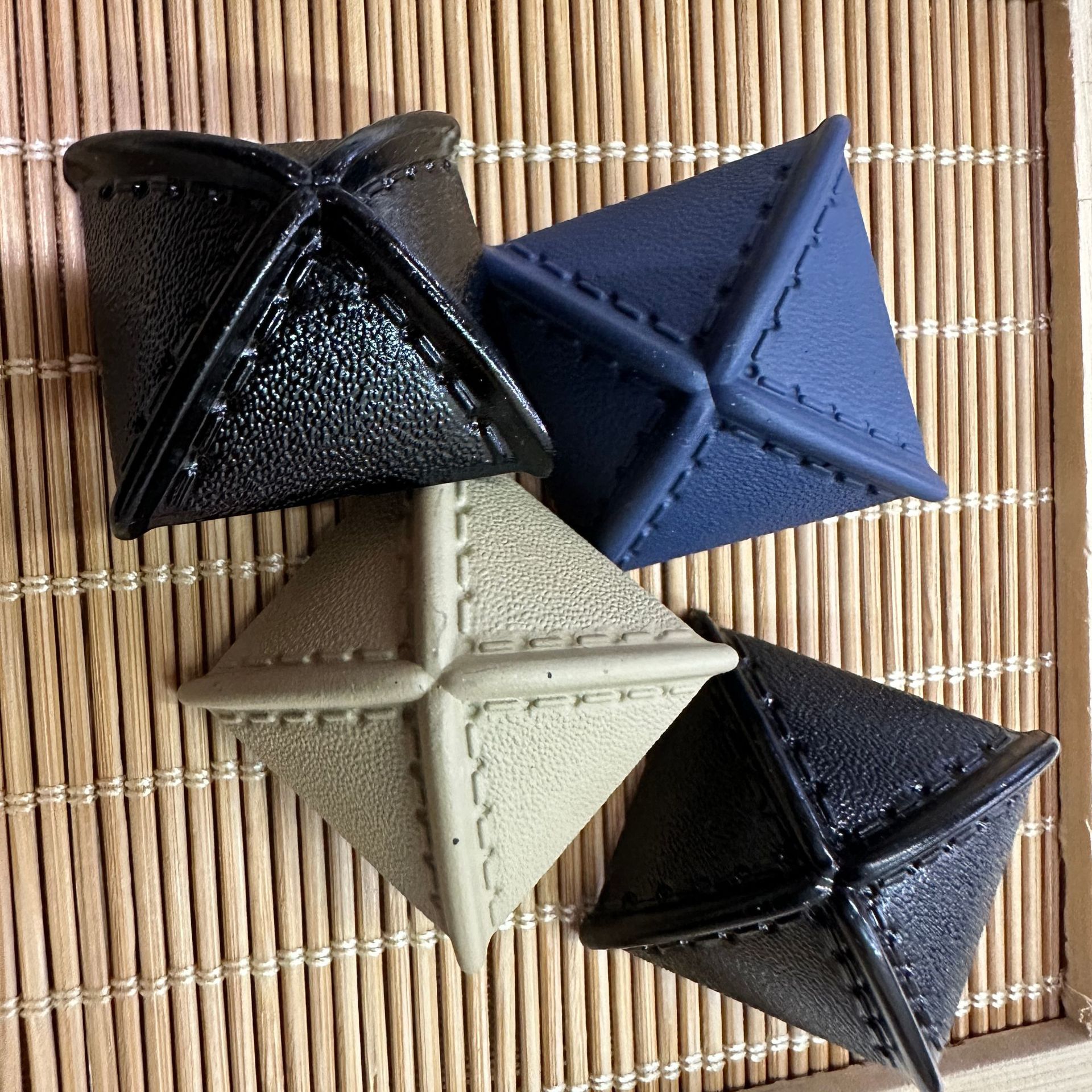 Cashmere coat buttons, women's plastic square buttons, windbreaker coat, clothes, decorative buttons, super thick