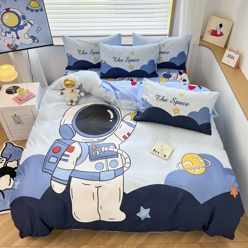 Summer astronaut children's bedding four-piece set, all-cotton pure cotton boy cartoon bed sheet three-piece set Summer astronaut children's bedding four-piece set, all-cotton pure cotton boy cartoon bed sheet three-piece set