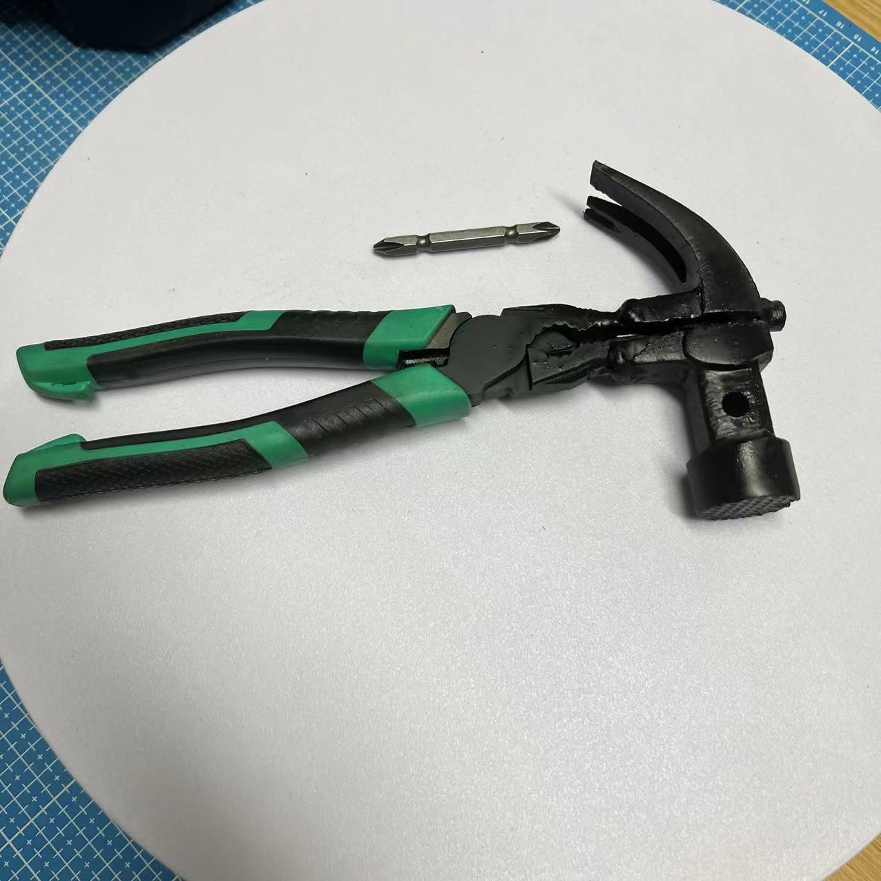 新款多功能工具,三合一可换头工具组套钢丝 钳外贸跨境电商爆款