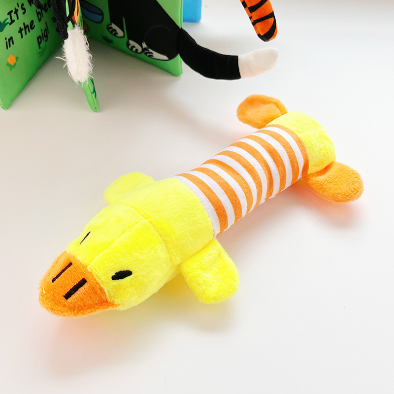 Pet dogs, cats, plush cartoon embroidery, durable and stress-relieving, ducks, little pigs, elephants, cute and vocal toy products Application Scenario