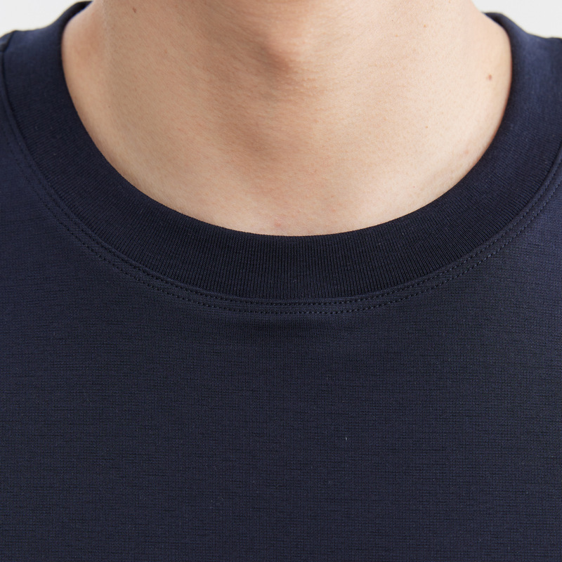 Quick-drying ice silk cotton round-neck cool-feeling foam printed short-sleeved T-shirt for men, 2024 summer new mercerized half-sleeved T-shirt Application Scenario