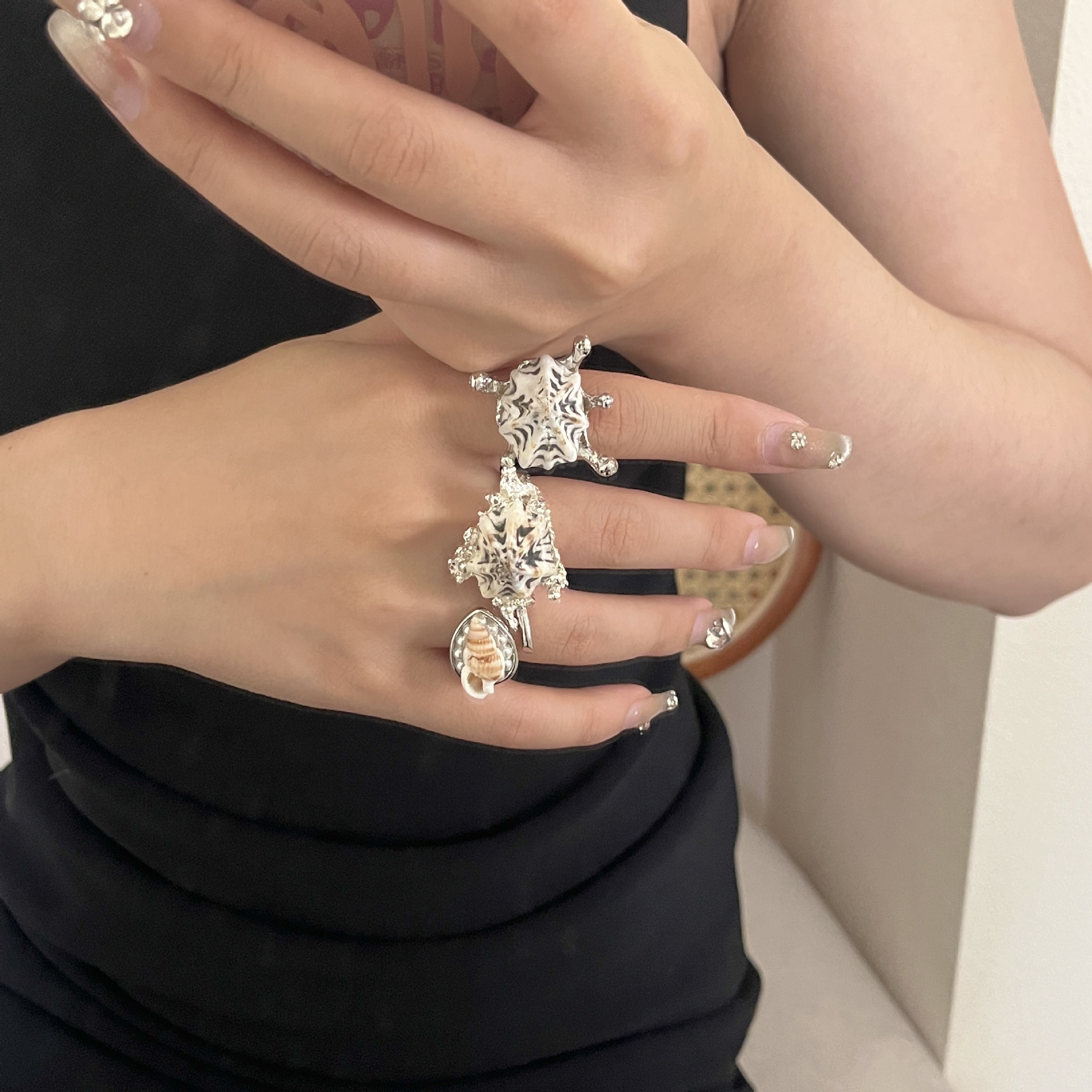 Bohemian beach-style starfish, shell and pearl stacked ring ring, ins style, exaggerated personality, open ring for women details Picture